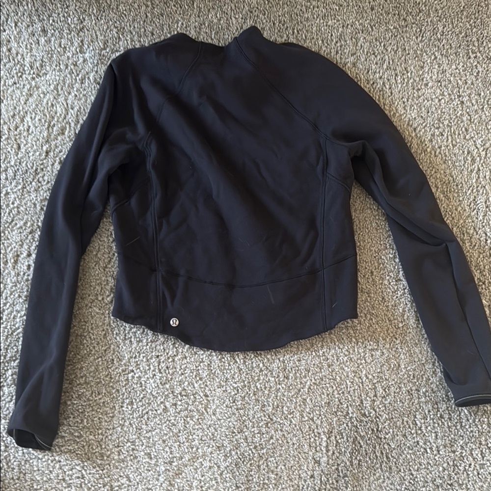 Lululemon Athletica Black Fitted Long Sleeve crop running top - Picture 4 of 5